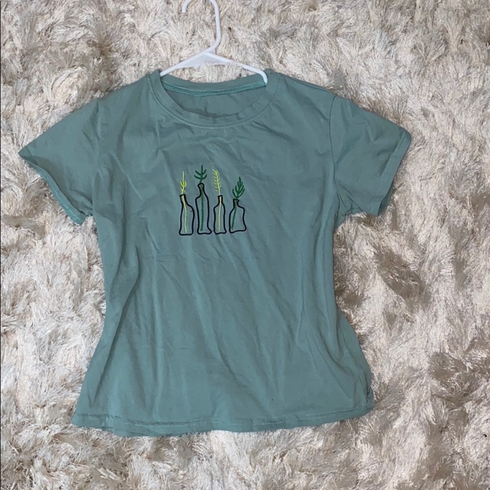 Plant tee